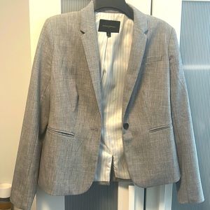 EUC gray suit jacket. Versatile piece for all seasons.